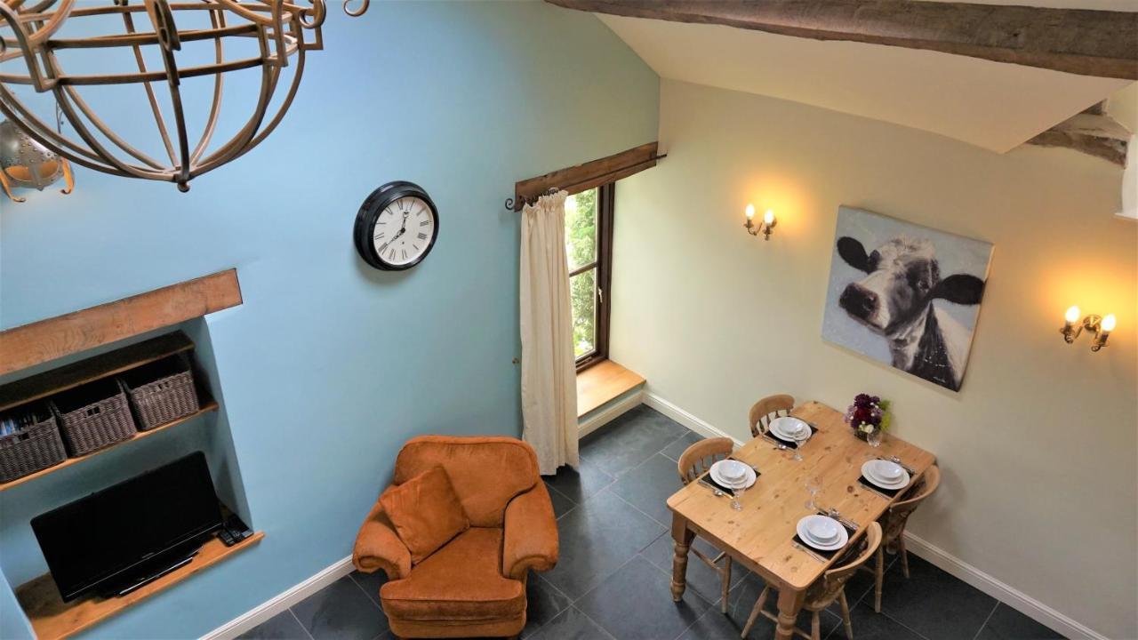 Sheep Dip Cottage - 5* Cyfie Farm, With Log Burner And Private Hot Tub Llanfyllin Esterno foto